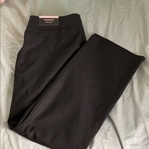 Slim Trouser